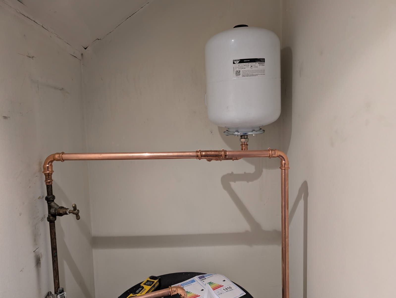 Unvented cylinder installation in Glasgow by Young's Plumbing & Heating